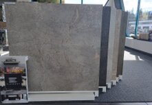 Bei TS-Fliesen- und Natursteinhandel findest du die perfekte Fliese für dein Zuhause! Egal, ob du ein modernes Badezimmer, eine gemütliche Küche oder einen stylischen Wohnbereich gestalten möchtest, wir haben die passenden Fliesen für jeden Stil und jedes Budget. Unsere Auswahl reicht von klassischen Keramiken bis hin zu edlen Natursteinen, die deinen Räumen das gewisse Etwas verleihen. Schau vorbei und lass dich inspirieren – wir helfen dir gerne, die Fliesen zu finden, die perfekt zu deinem Projekt passen!